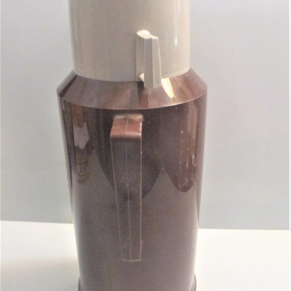 BX22 Vintage Thermos SUPER VAC 1.8 Liter Made In England Vintage Plastic Thermos - Picture 5 of 8